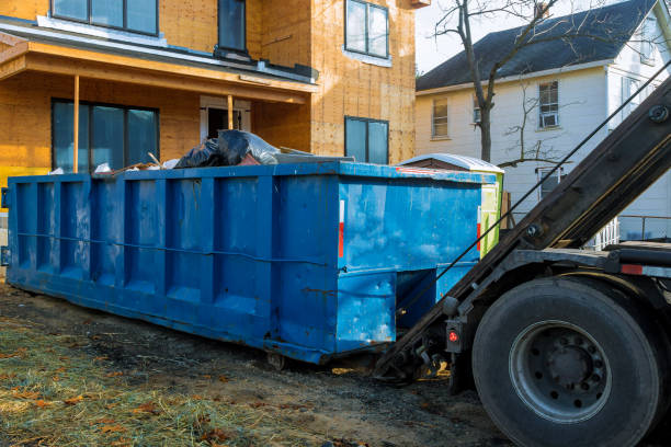 Best Construction Debris Removal  in Lucasville, OH